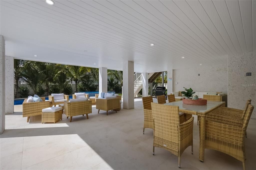 For Sale: $3,400,000 (4 beds, 4 baths, 3274 Square Feet)