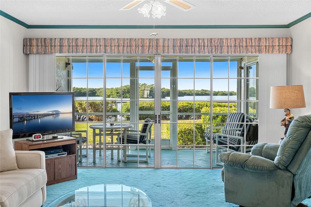 En Venta: $317,000 (2 camas, 2 baños, 1308 Pies cuadrados)
