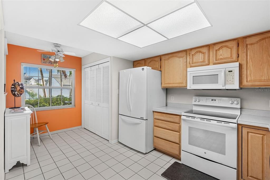 En Venta: $317,000 (2 camas, 2 baños, 1308 Pies cuadrados)