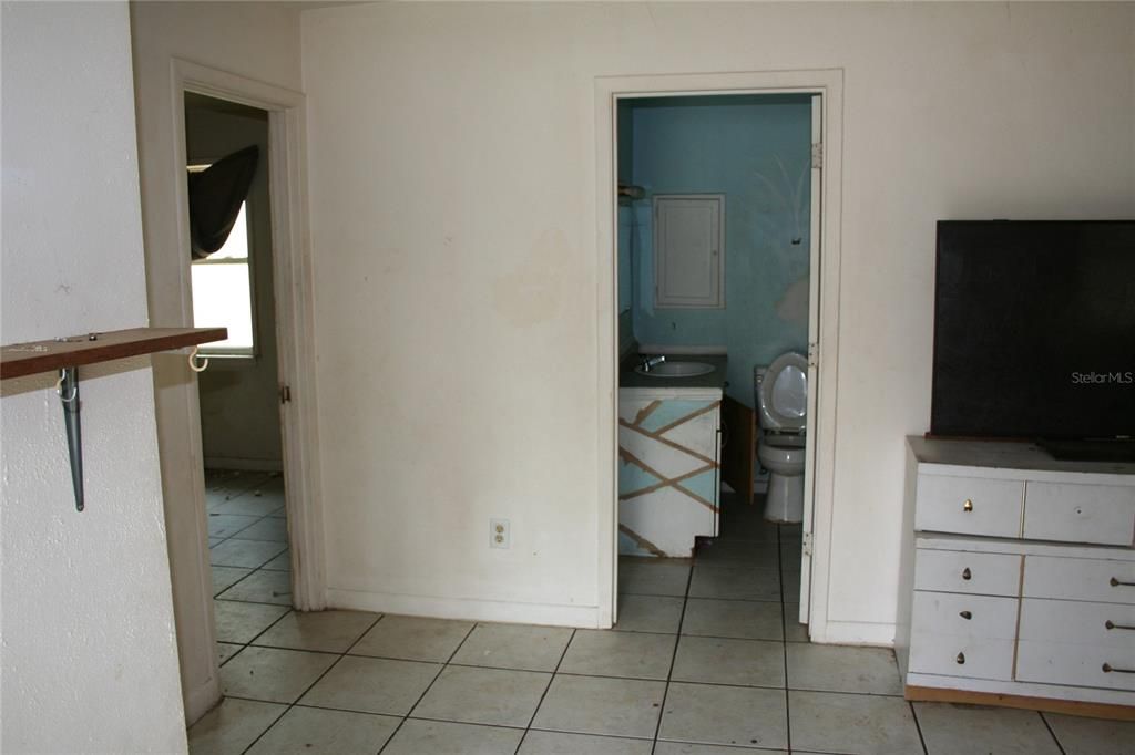 For Sale: $399,900 (0 beds, 0 baths, 4844 Square Feet)