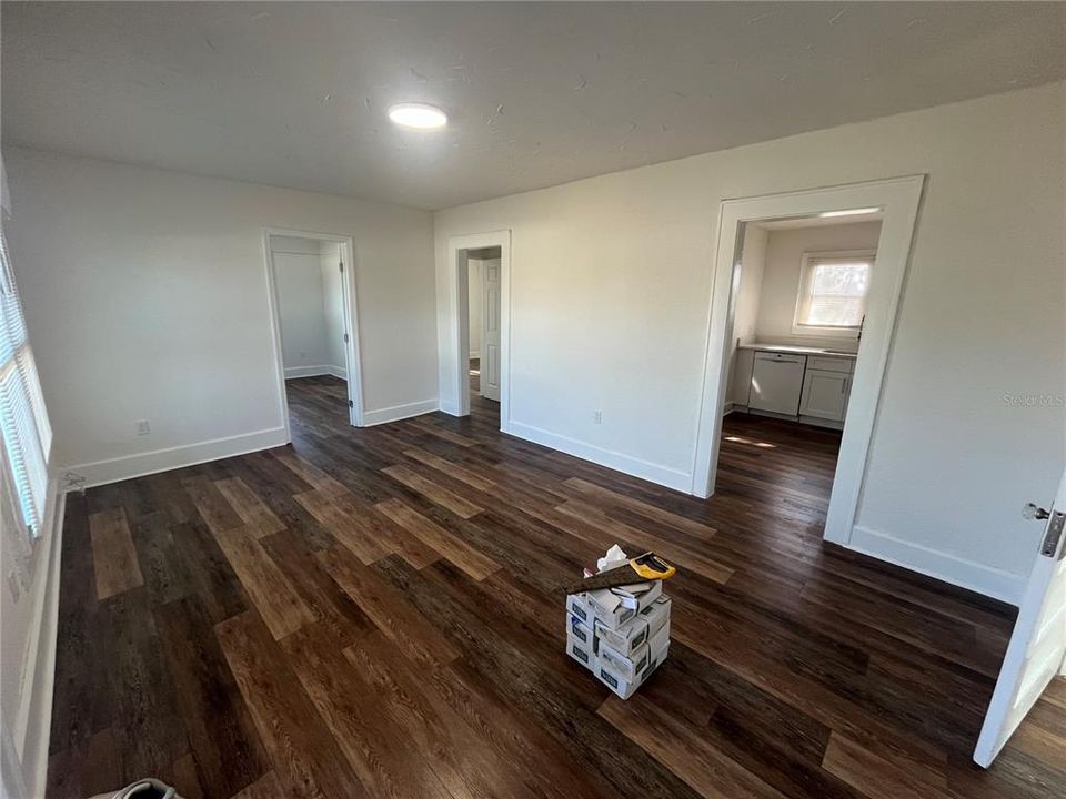 На продажу: $499,000 (4 спален, 0 ванн, 1760 Квадратных фут)