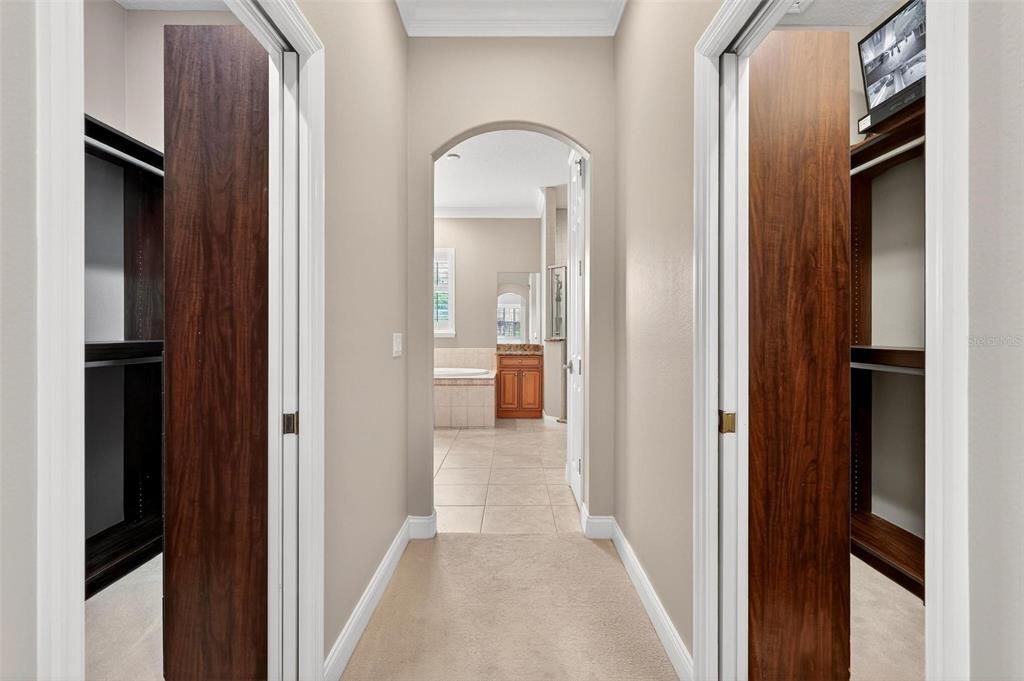 For Sale: $1,050,000 (5 beds, 4 baths, 4279 Square Feet)