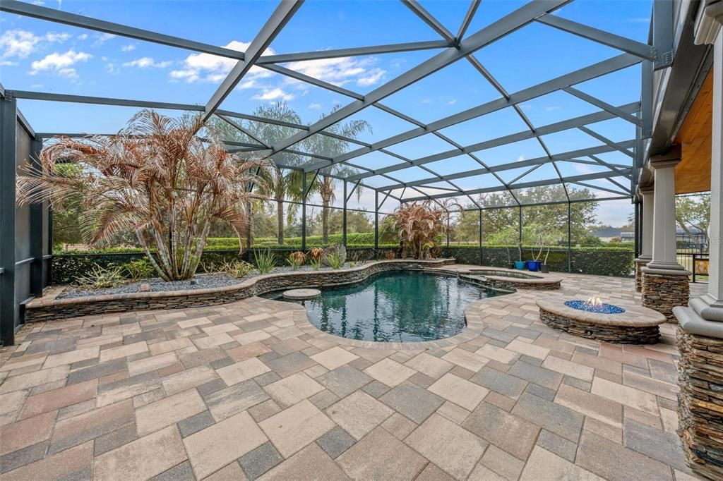 For Sale: $1,050,000 (5 beds, 4 baths, 4279 Square Feet)