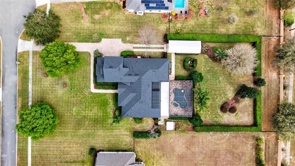 For Sale: $1,050,000 (5 beds, 4 baths, 4279 Square Feet)