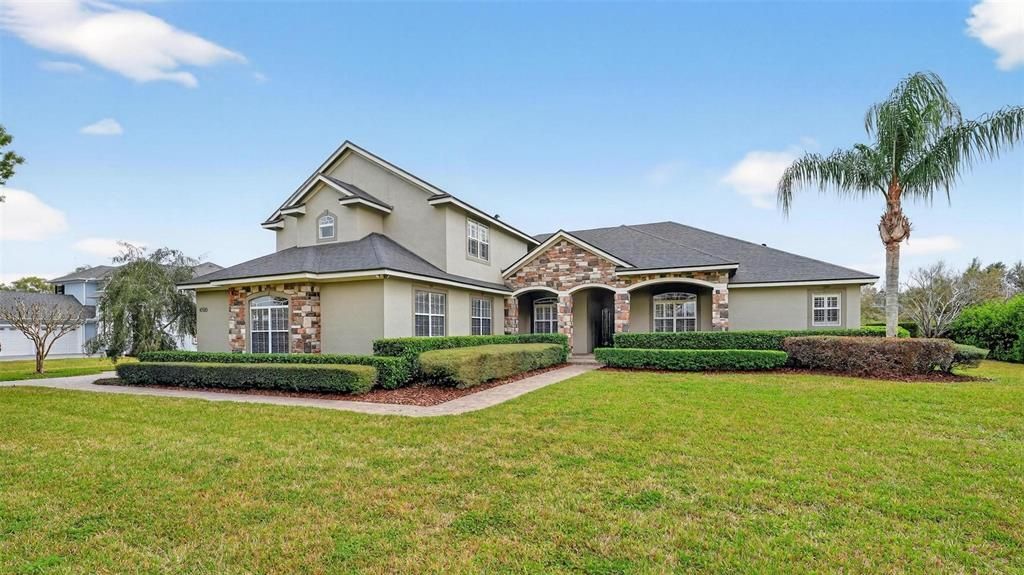 For Sale: $1,050,000 (5 beds, 4 baths, 4279 Square Feet)