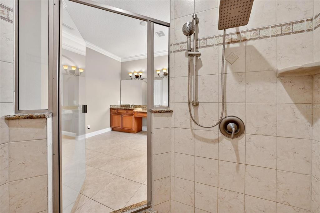For Sale: $1,050,000 (5 beds, 4 baths, 4279 Square Feet)