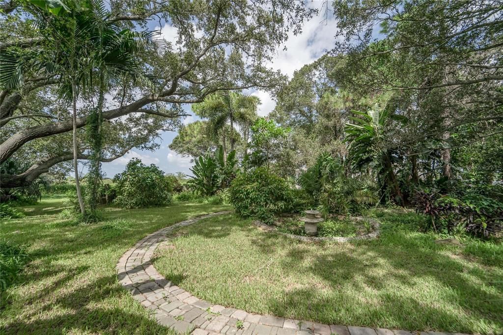 For Sale: $285,000 (0.85 acres)