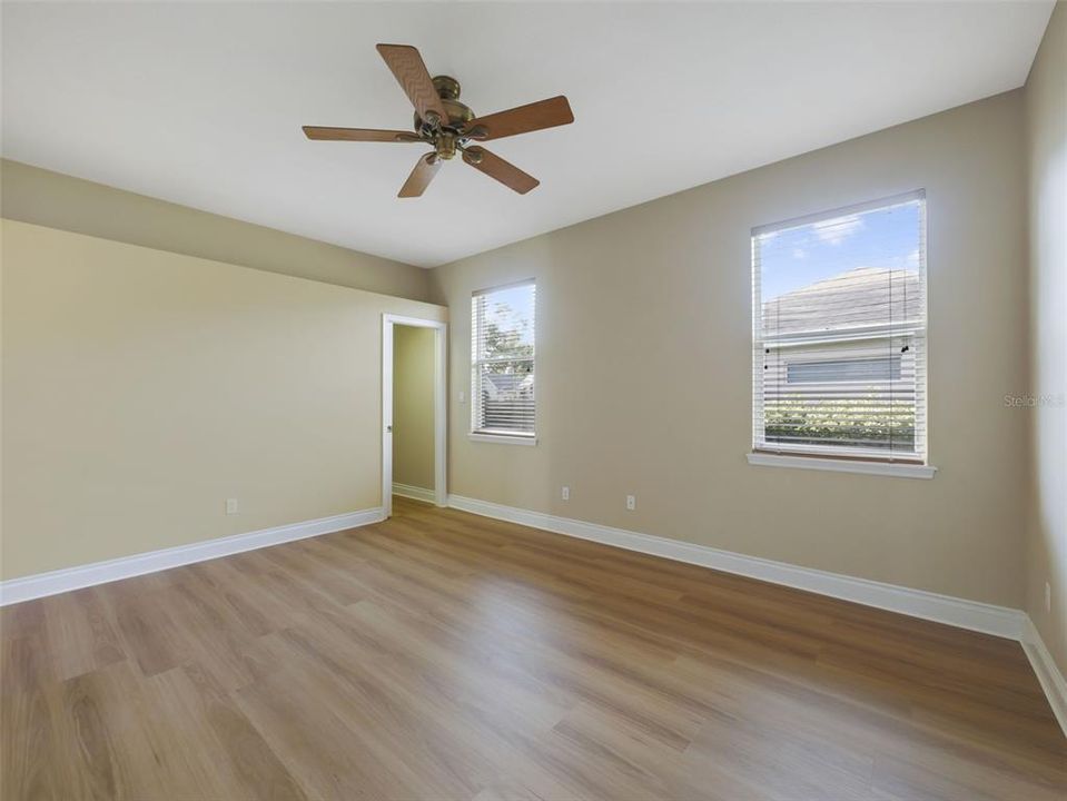 Active With Contract: $3,400 (4 beds, 2 baths, 2662 Square Feet)