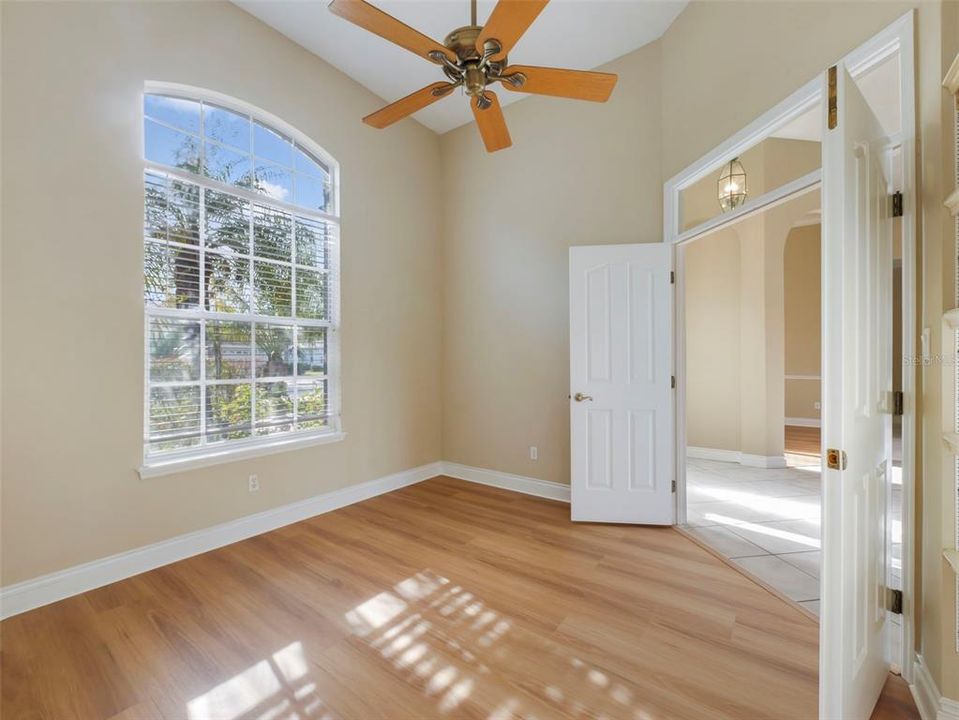 Active With Contract: $3,400 (4 beds, 2 baths, 2662 Square Feet)
