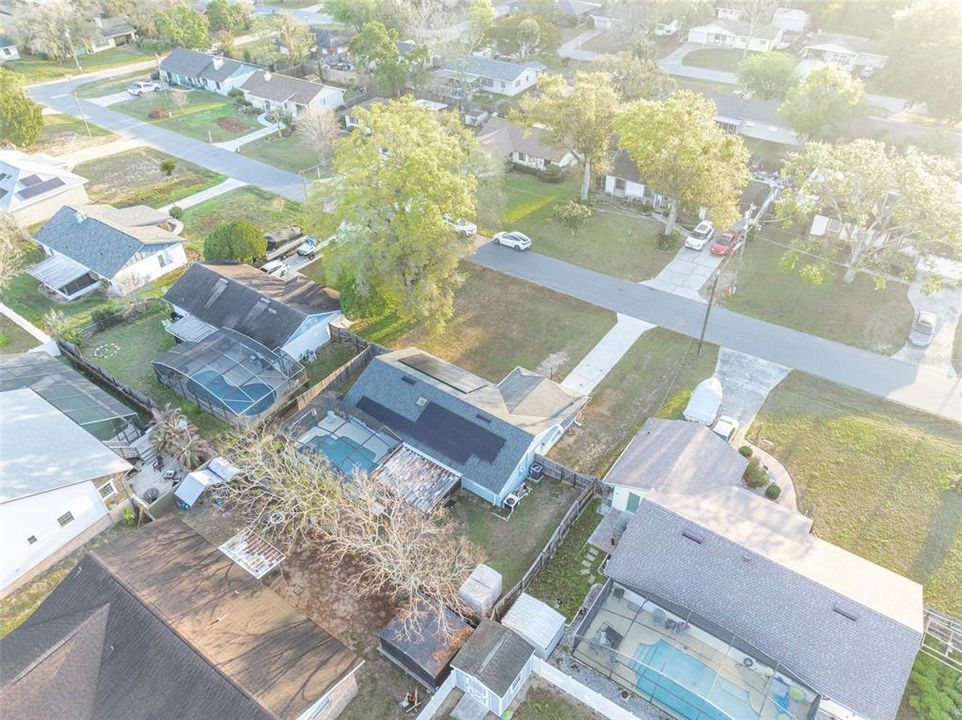 Activo con contrato: $249,900 (2 camas, 2 baños, 1079 Pies cuadrados)