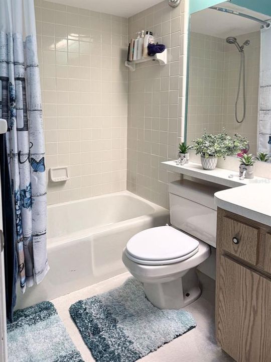 Activo con contrato: $249,900 (2 camas, 2 baños, 1079 Pies cuadrados)