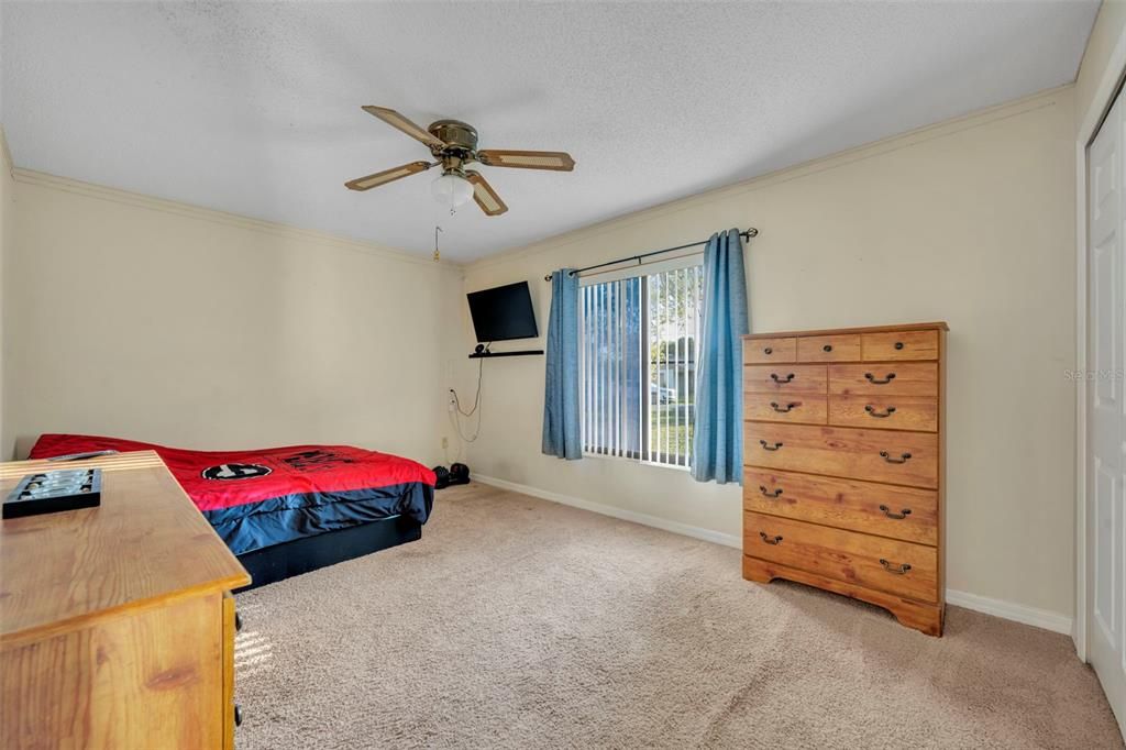 Activo con contrato: $249,900 (2 camas, 2 baños, 1079 Pies cuadrados)