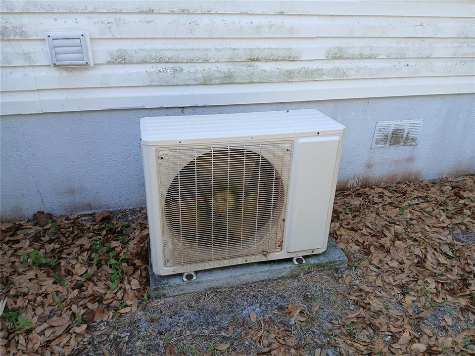 На продажу: $120,000 (2 спален, 2 ванн, 720 Квадратных фут)