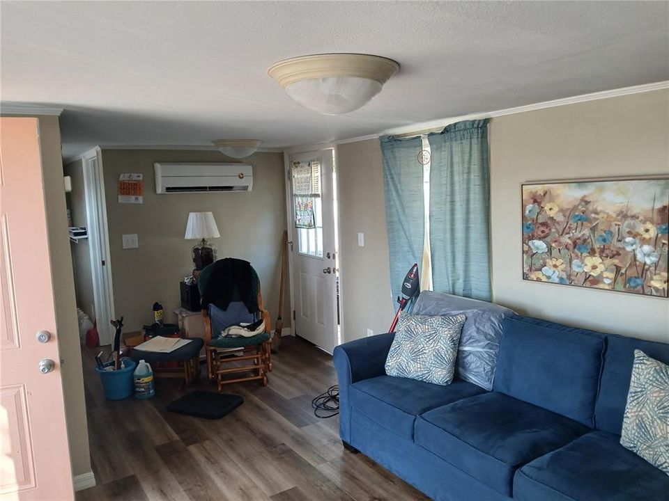 На продажу: $120,000 (2 спален, 2 ванн, 720 Квадратных фут)