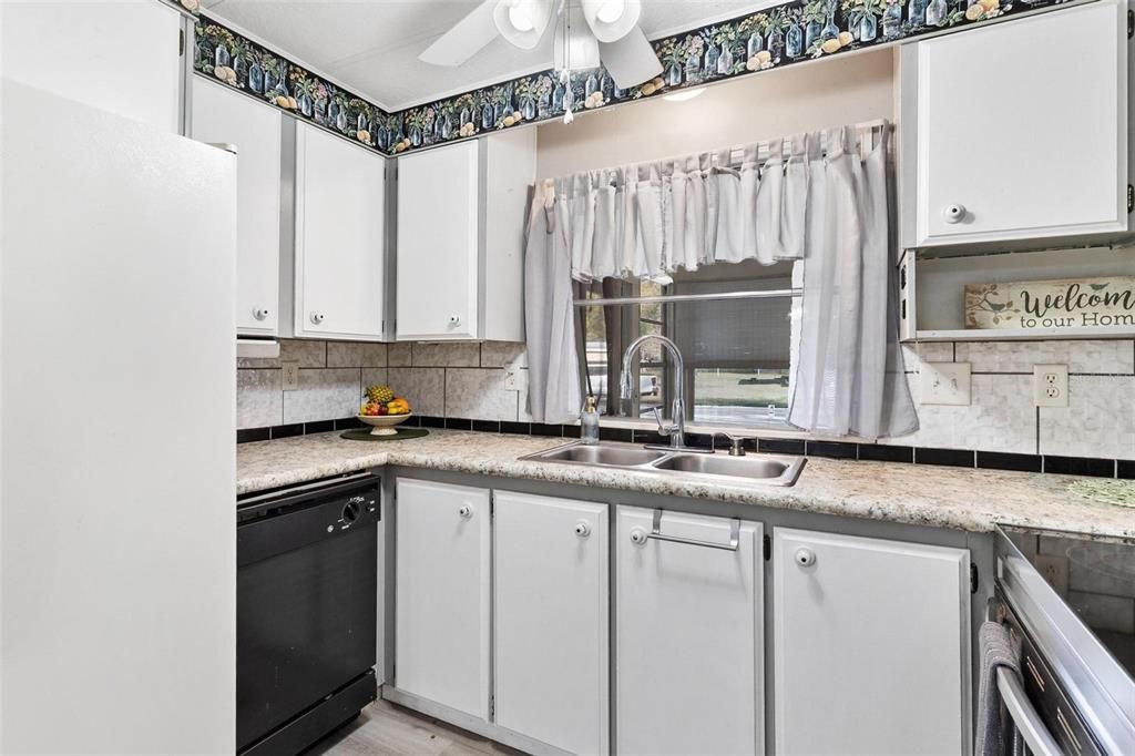 En Venta: $139,900 (3 camas, 2 baños, 1168 Pies cuadrados)