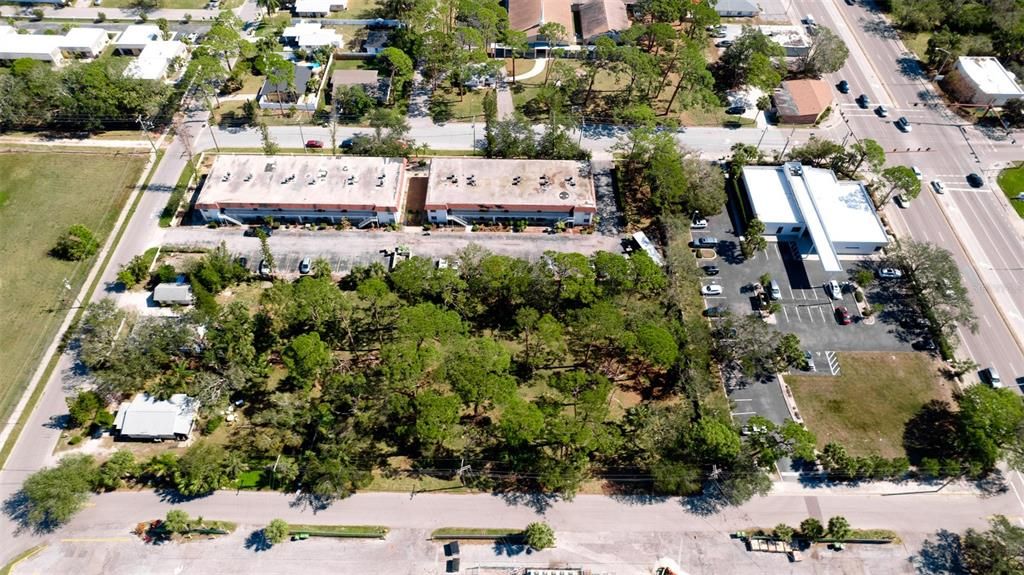 For Sale: $4,295,000 (1.25 acres)