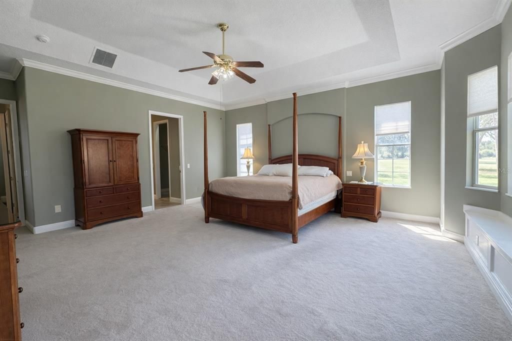 Active With Contract: $619,000 (4 beds, 2 baths, 2954 Square Feet)