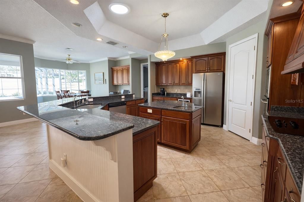 Active With Contract: $619,000 (4 beds, 2 baths, 2954 Square Feet)