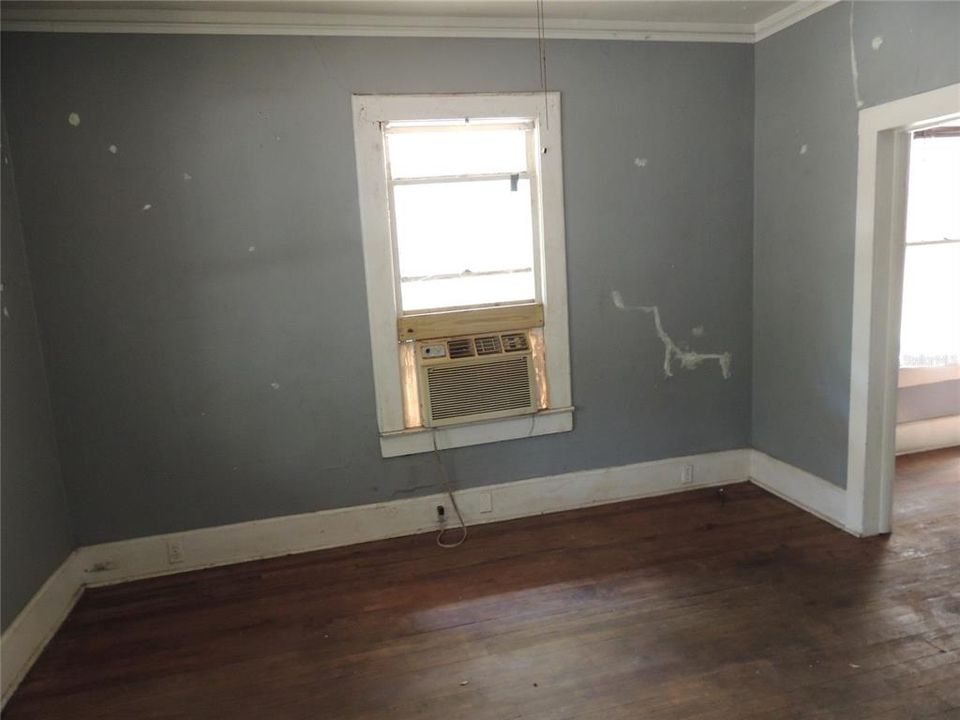 Active With Contract: $180,000 (2 beds, 0 baths, 1316 Square Feet)