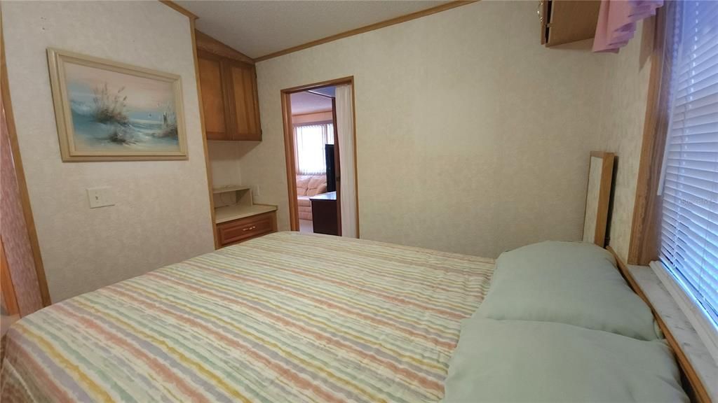 На продажу: $89,900 (1 спален, 1 ванн, 736 Квадратных фут)
