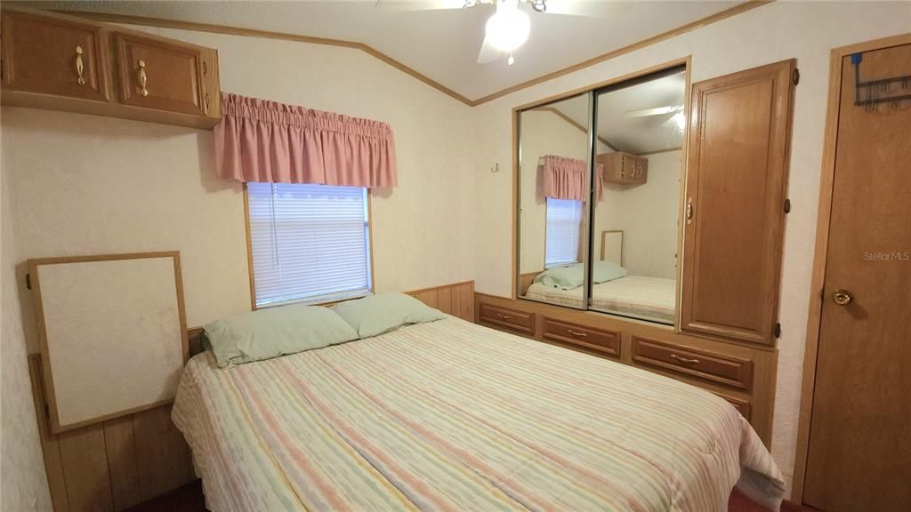 На продажу: $89,900 (1 спален, 1 ванн, 736 Квадратных фут)