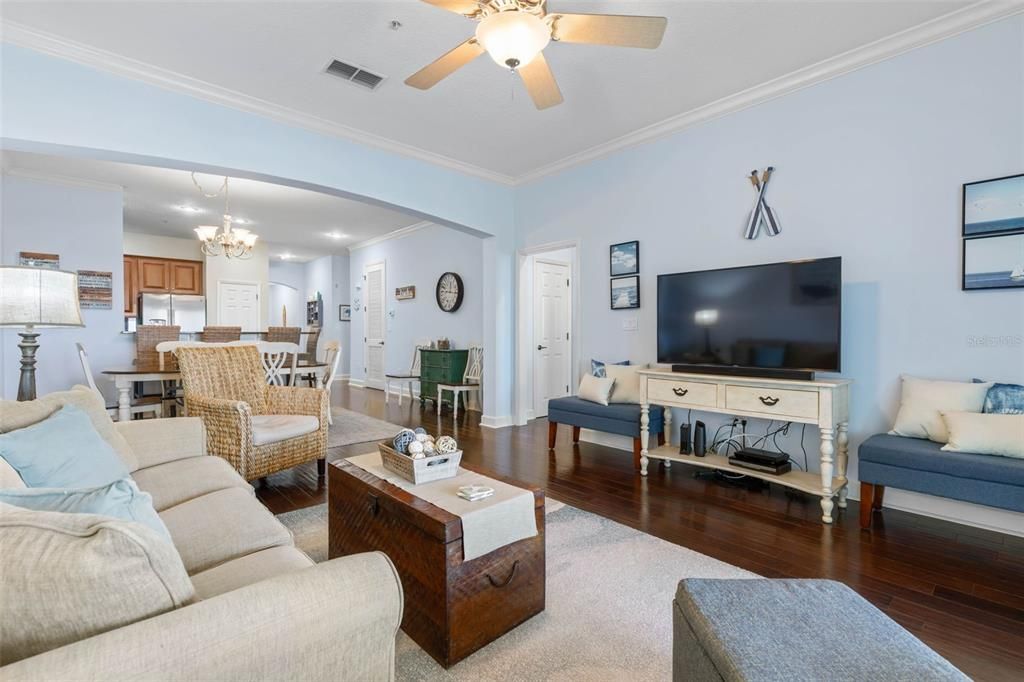 Active With Contract: $499,000 (3 beds, 2 baths, 1682 Square Feet)