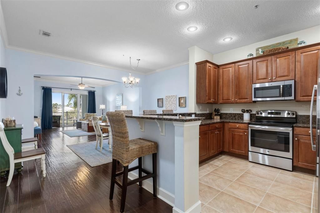 Active With Contract: $499,000 (3 beds, 2 baths, 1682 Square Feet)