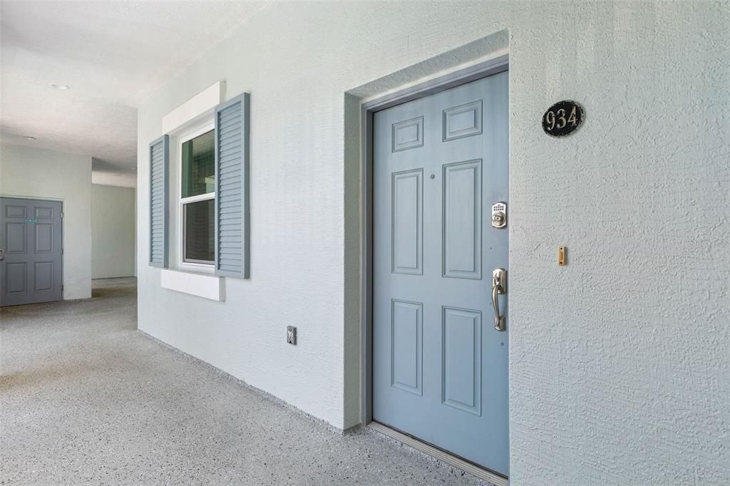 Active With Contract: $499,000 (3 beds, 2 baths, 1682 Square Feet)