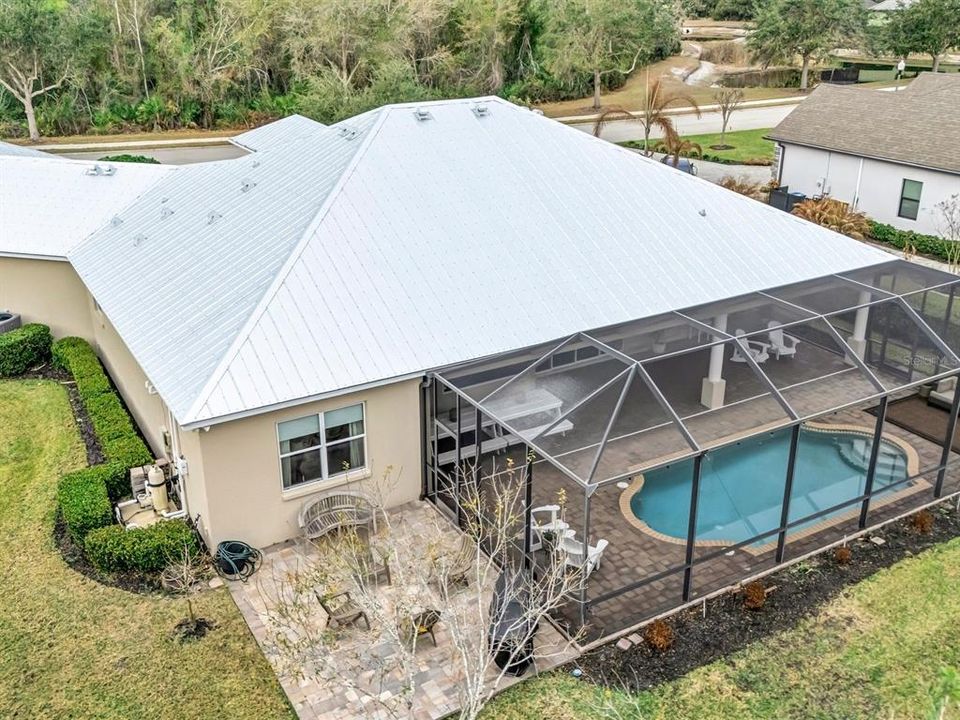 For Sale: $800,000 (3 beds, 3 baths, 2581 Square Feet)