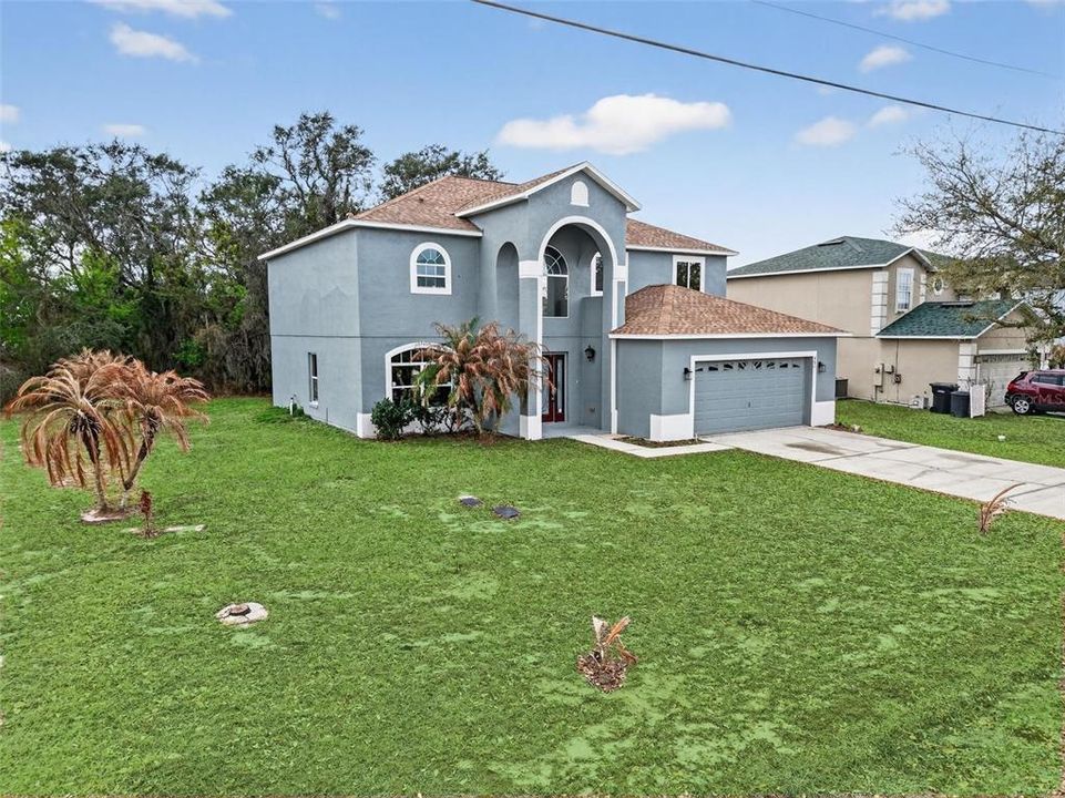 En Venta: $520,000 (4 camas, 2 baños, 2790 Pies cuadrados)