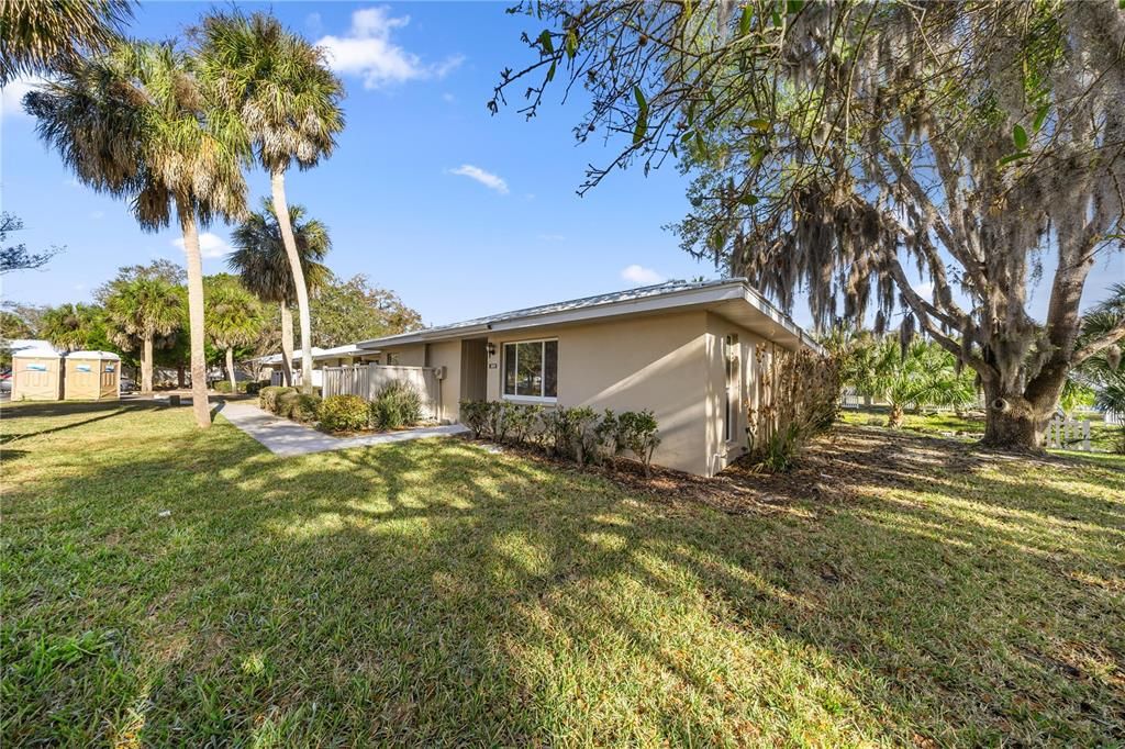 En Venta: $199,999 (2 camas, 2 baños, 1296 Pies cuadrados)