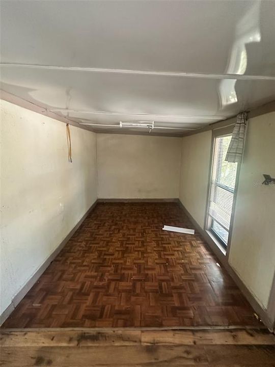 На продажу: $50,000 (2 спален, 1 ванн, 890 Квадратных фут)