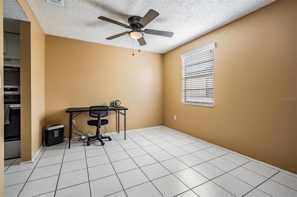 En Venta: $157,000 (2 camas, 2 baños, 915 Pies cuadrados)