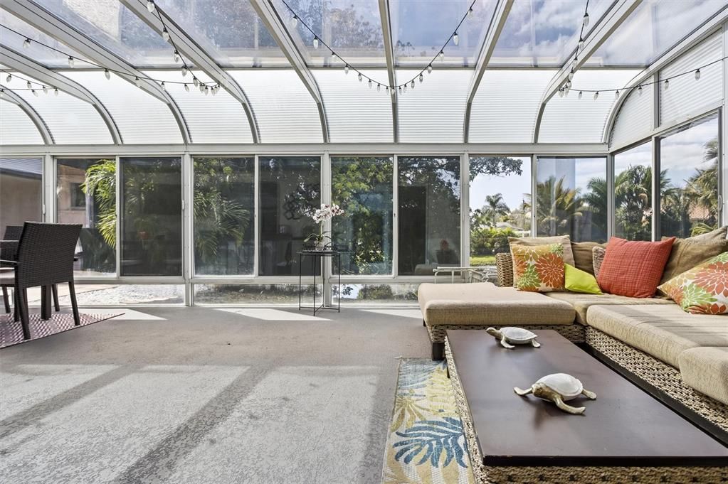 En Venta: $899,000 (4 camas, 3 baños, 2358 Pies cuadrados)