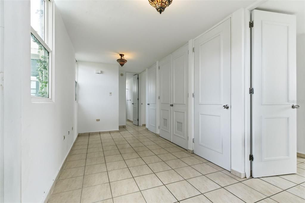 For Sale: $645,000 (4 beds, 2 baths, 2396 Square Feet)