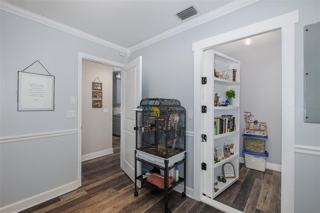 For Sale: $629,000 (3 beds, 3 baths, 2151 Square Feet)