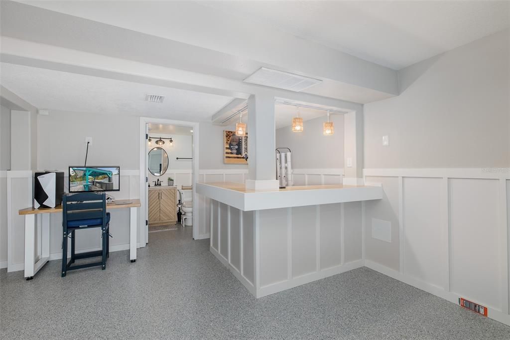For Sale: $629,000 (3 beds, 3 baths, 2151 Square Feet)