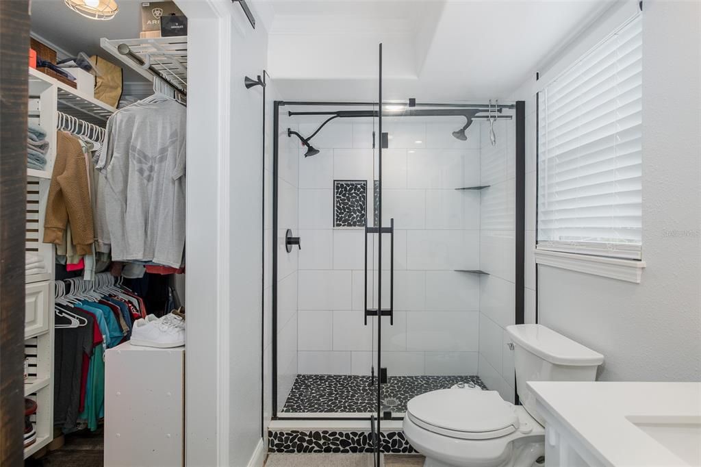 For Sale: $629,000 (3 beds, 3 baths, 2151 Square Feet)