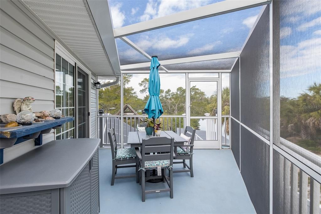 For Sale: $629,000 (3 beds, 3 baths, 2151 Square Feet)