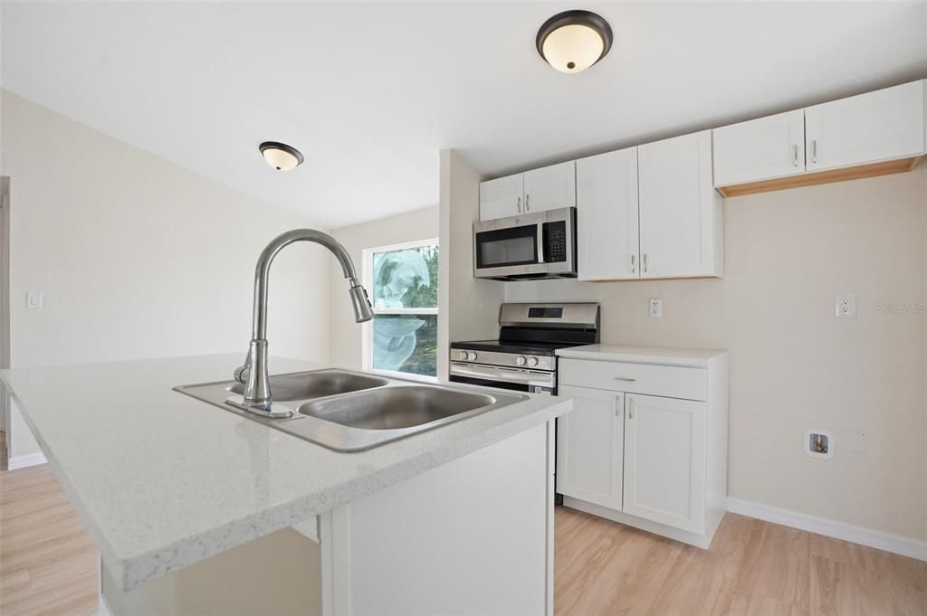En Venta: $144,900 (3 camas, 2 baños, 960 Pies cuadrados)