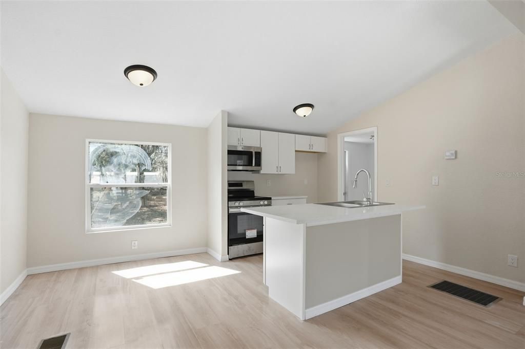 En Venta: $144,900 (3 camas, 2 baños, 960 Pies cuadrados)