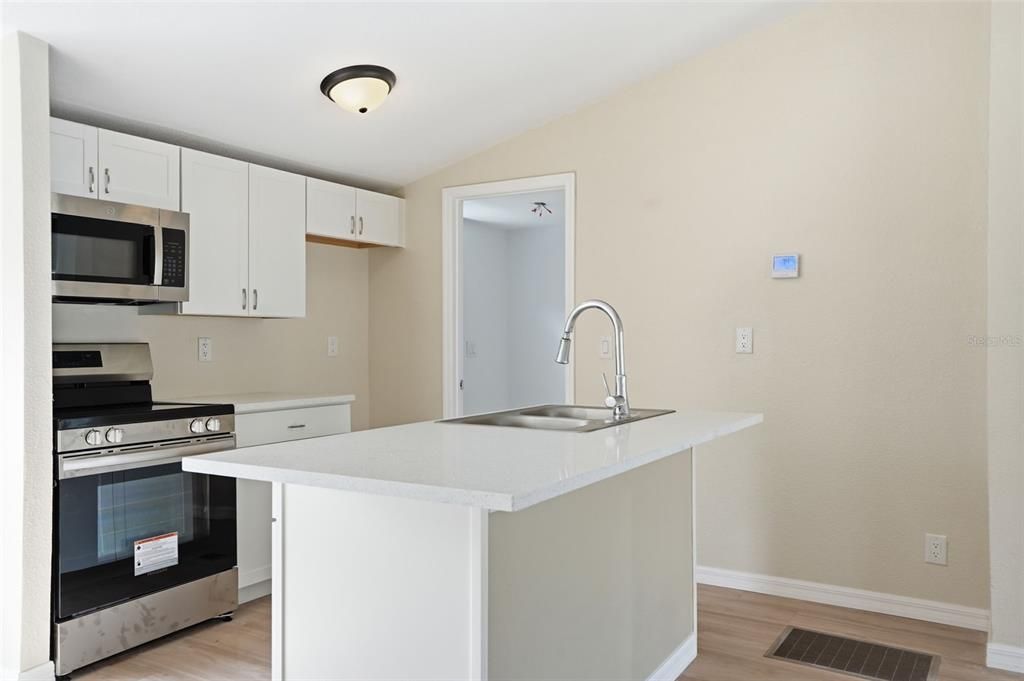 En Venta: $144,900 (3 camas, 2 baños, 960 Pies cuadrados)