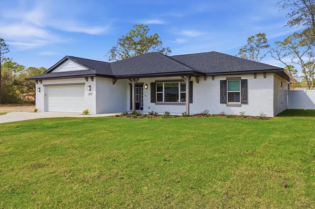 На продажу: $429,900 (3 спален, 2 ванн, 1835 Квадратных фут)
