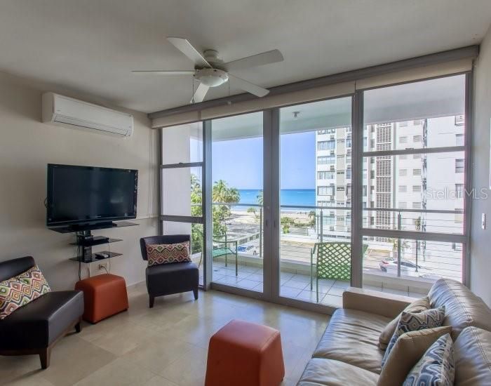 В аренду: $3,250 (1 спален, 2 ванн, 700 Квадратных фут)