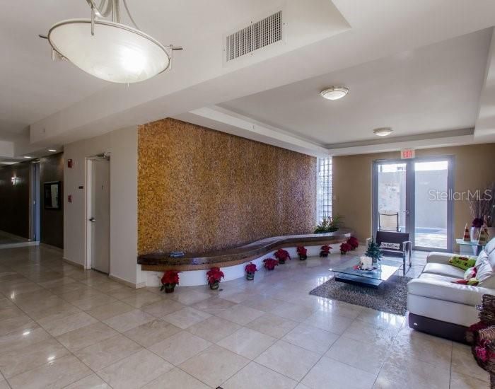 В аренду: $3,250 (1 спален, 2 ванн, 700 Квадратных фут)