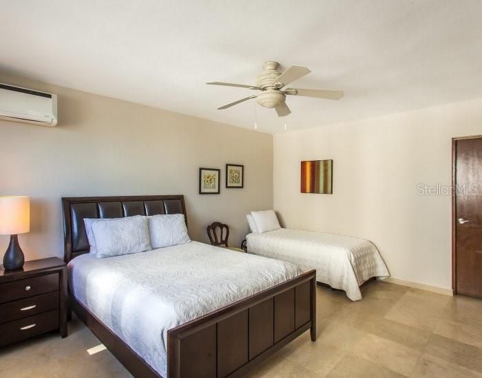 В аренду: $3,250 (1 спален, 2 ванн, 700 Квадратных фут)