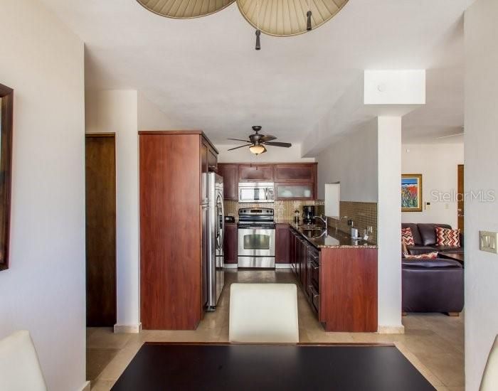 В аренду: $3,250 (1 спален, 2 ванн, 700 Квадратных фут)