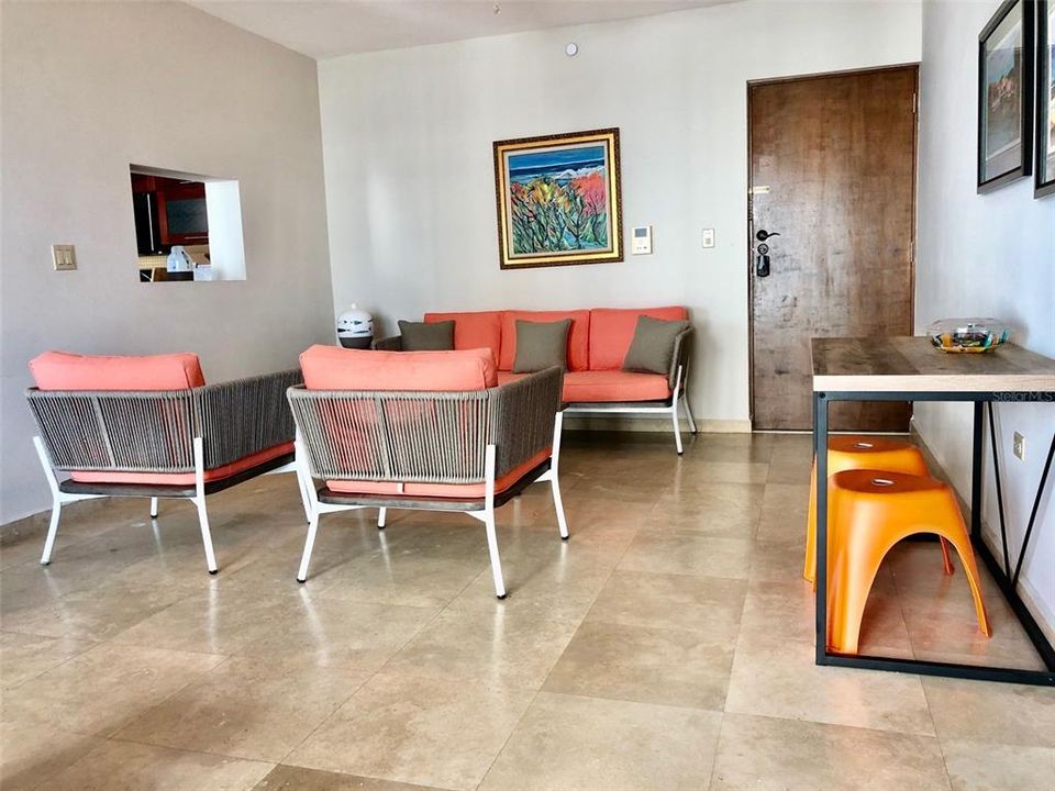 В аренду: $3,250 (1 спален, 2 ванн, 700 Квадратных фут)