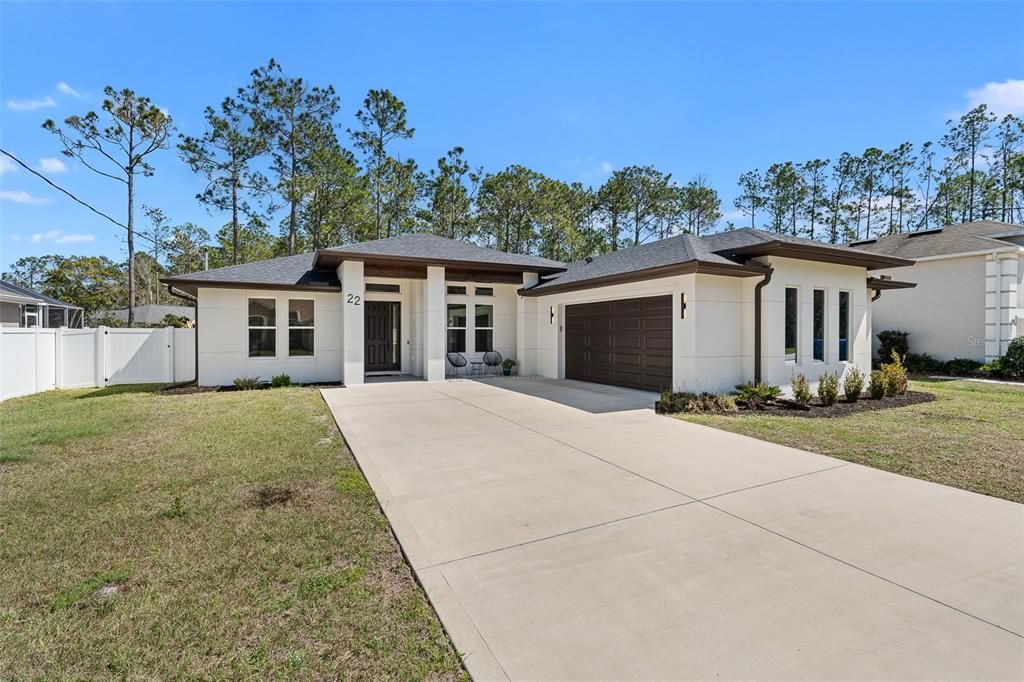 Recently Sold: $465,000 (3 beds, 2 baths, 1781 Square Feet)