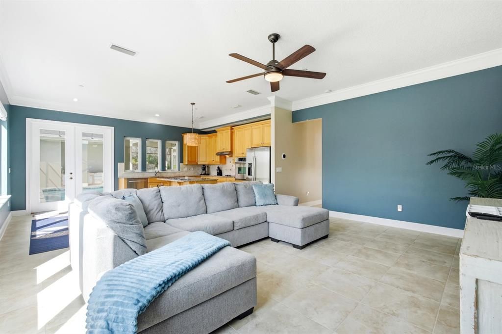 En Venta: $1,995,000 (5 camas, 8 baños, 5407 Pies cuadrados)